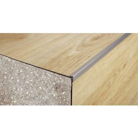   Profilplast lépcsőélvédő "F" Lefúrható Ezüst 5mm/2.5m 45214-2502